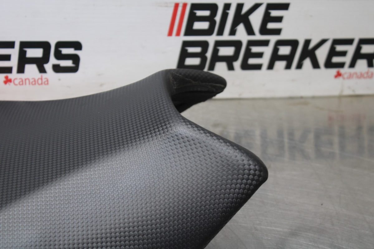 15 APRILIA RSV4 FACTORY APRC ABS FRONT DRIVERS SEAT PAD SADDLE PILLION BB901