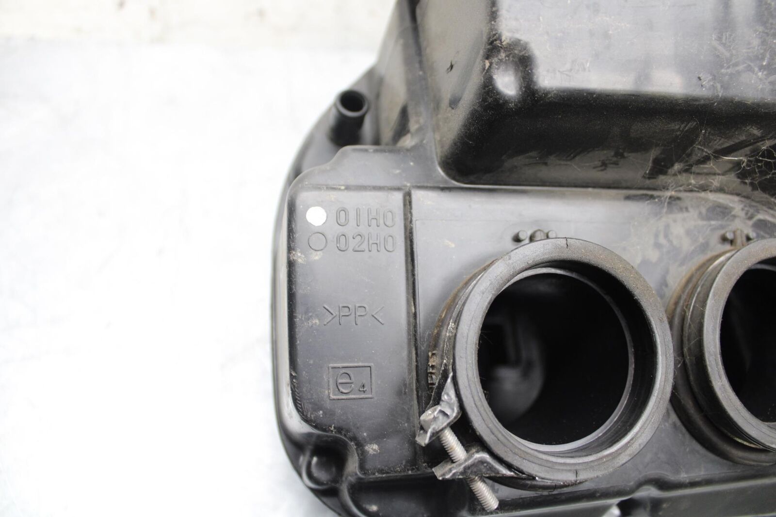 06-07 SUZUKI GSXR 600 AIRBOX AIR INTAKE FILTER BOX 01H0 BB499