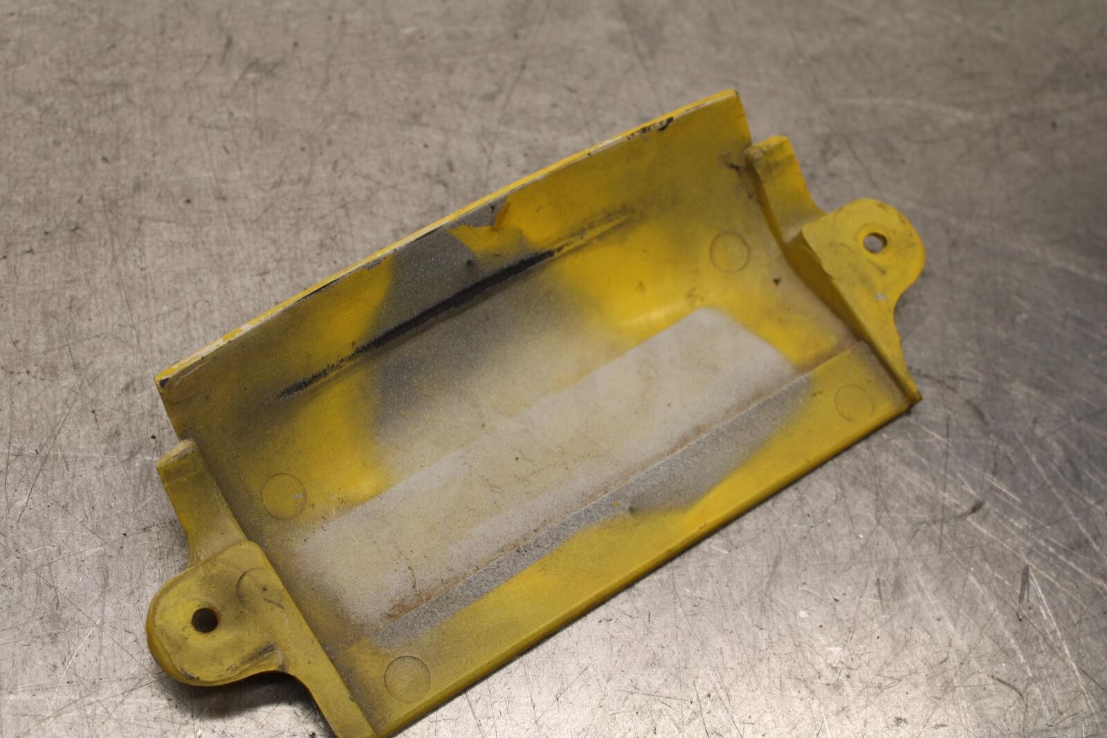 1988 Suzuki Katana 600 GSX600F YELLOW CENTER REAR  TAIL FAIRING COVER TRIM BB94