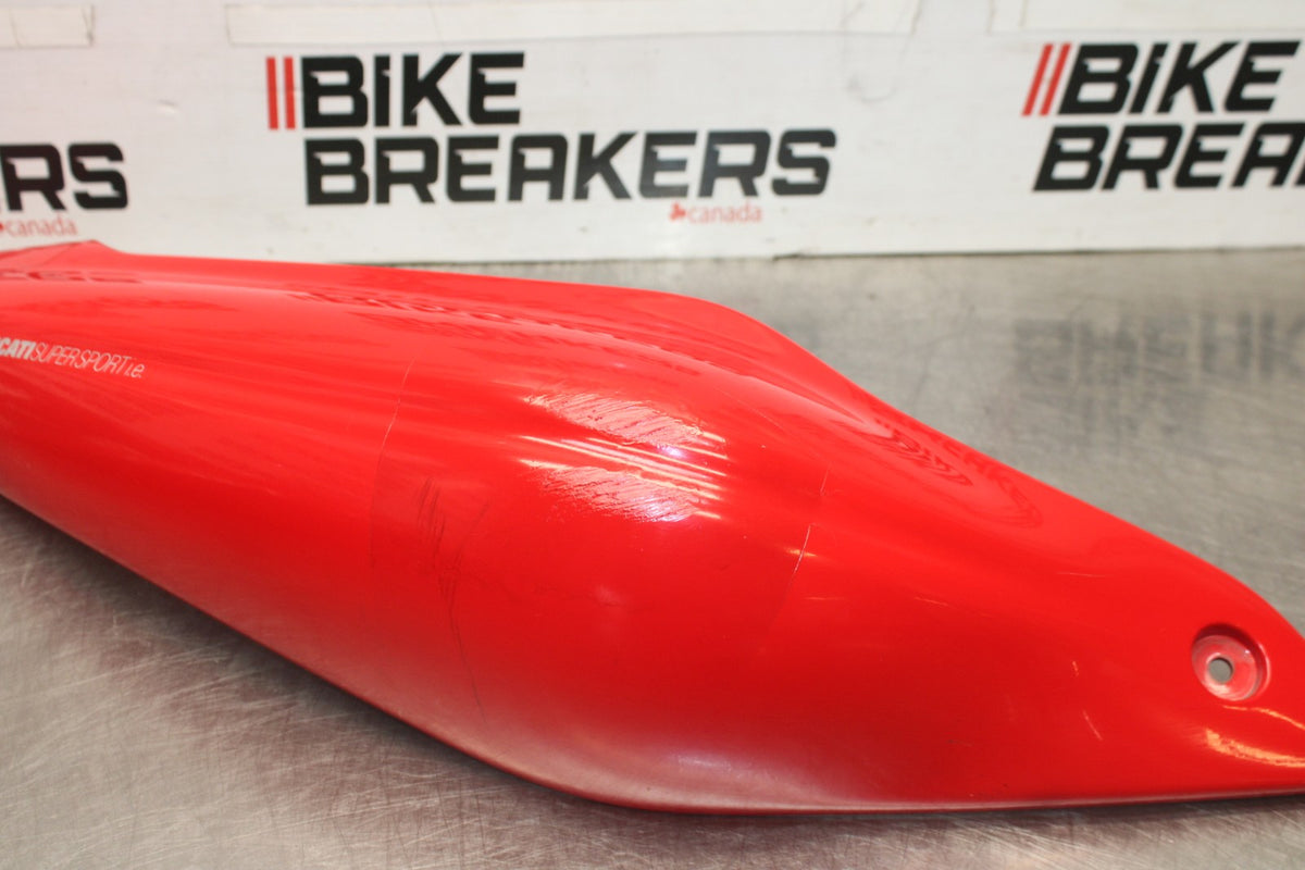 05 DUCATI SUPERSPORT 800 RIGHT REAR BACK TAIL FAIRING COWL SHROUD BB913