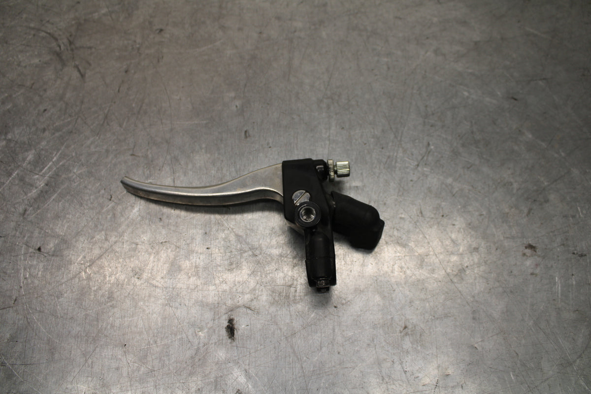 15-16 HONDA CB300F CLUTCH PERCH MOUNT WITH LEVER  BB740
