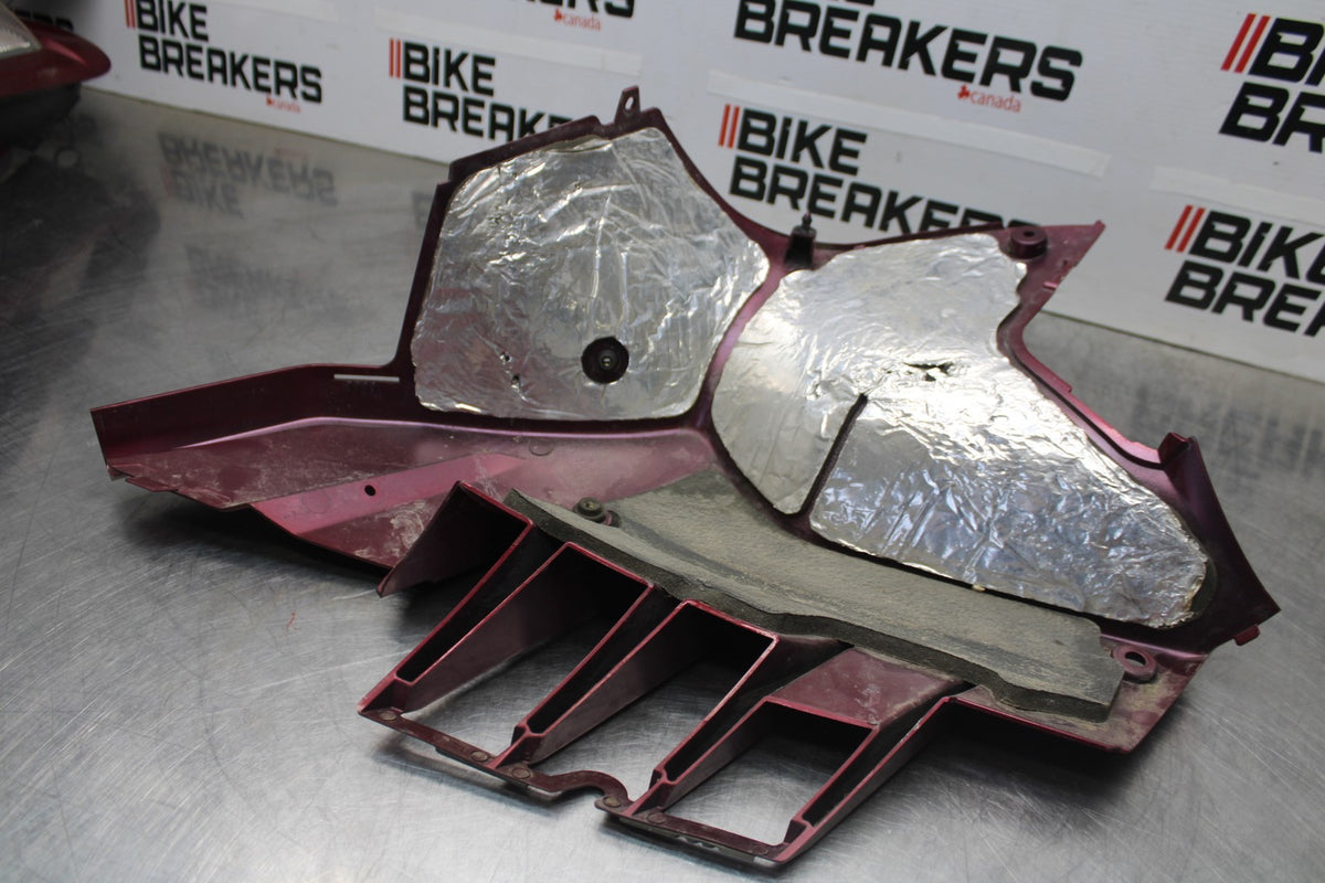 09 KAWASAKI CONCOURS 14 ZG1400B RIGHT SIDE FAIRING COWL PLASTIC BB875