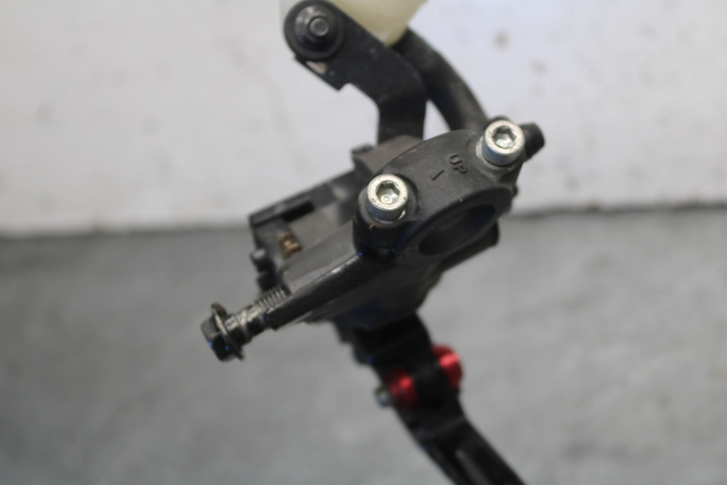 09-12 KAWASAKI NINJA ZX6R FRONT BRAKE MASTER CYLINDER w/ LEVER 43015-0141 BB698