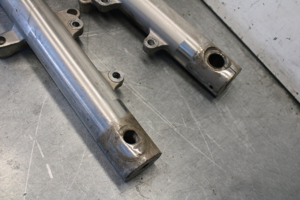 05-06 YAMAHA ROYAL STAR FRONT FORKS SHOCK SUSPENSION SET PAIR BB697