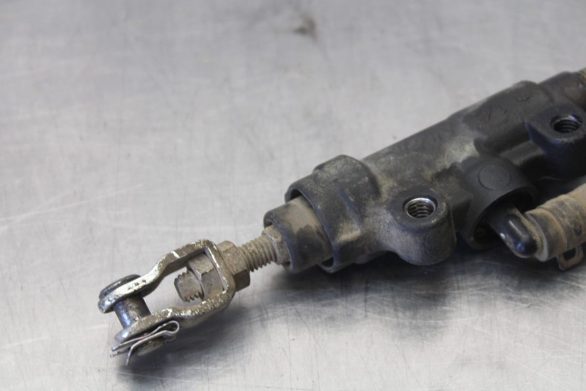 15 TRIUMPH TIGER 800 REAR BACK BRAKE MASTER CYLINDER W RESERVOIR BB873