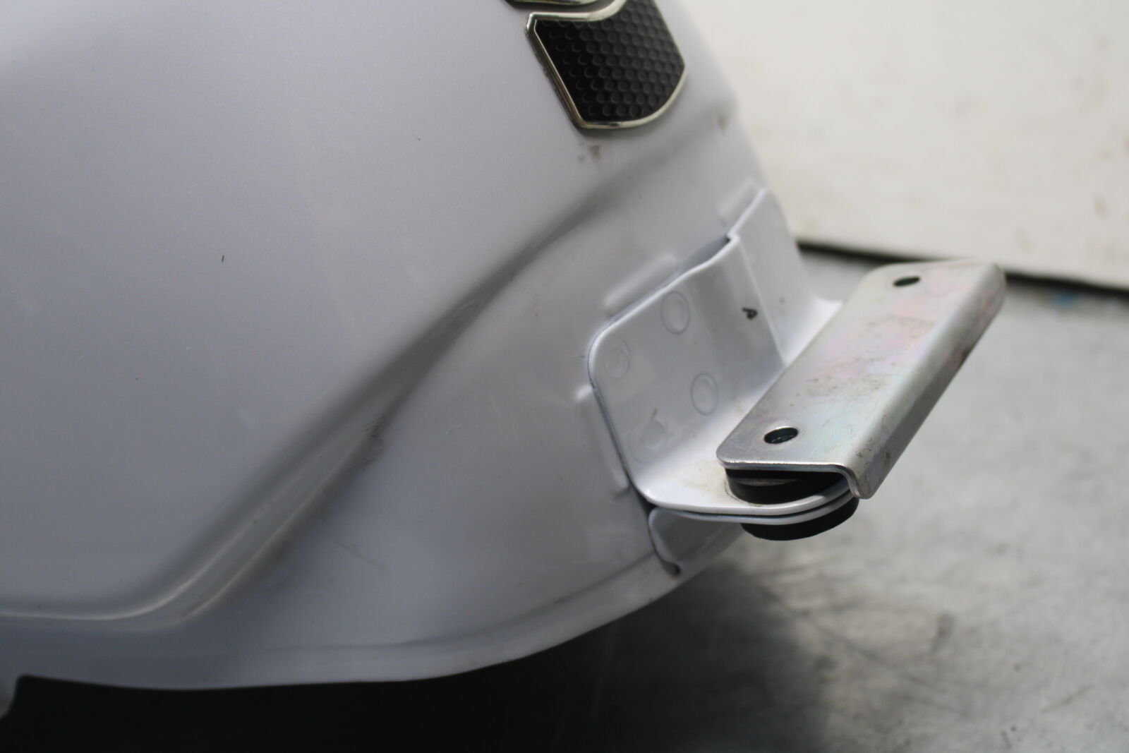 18-23 KAWASAKI NINJA 400 GAS TANK FUEL CELL PETROL RESERVOIR BB660