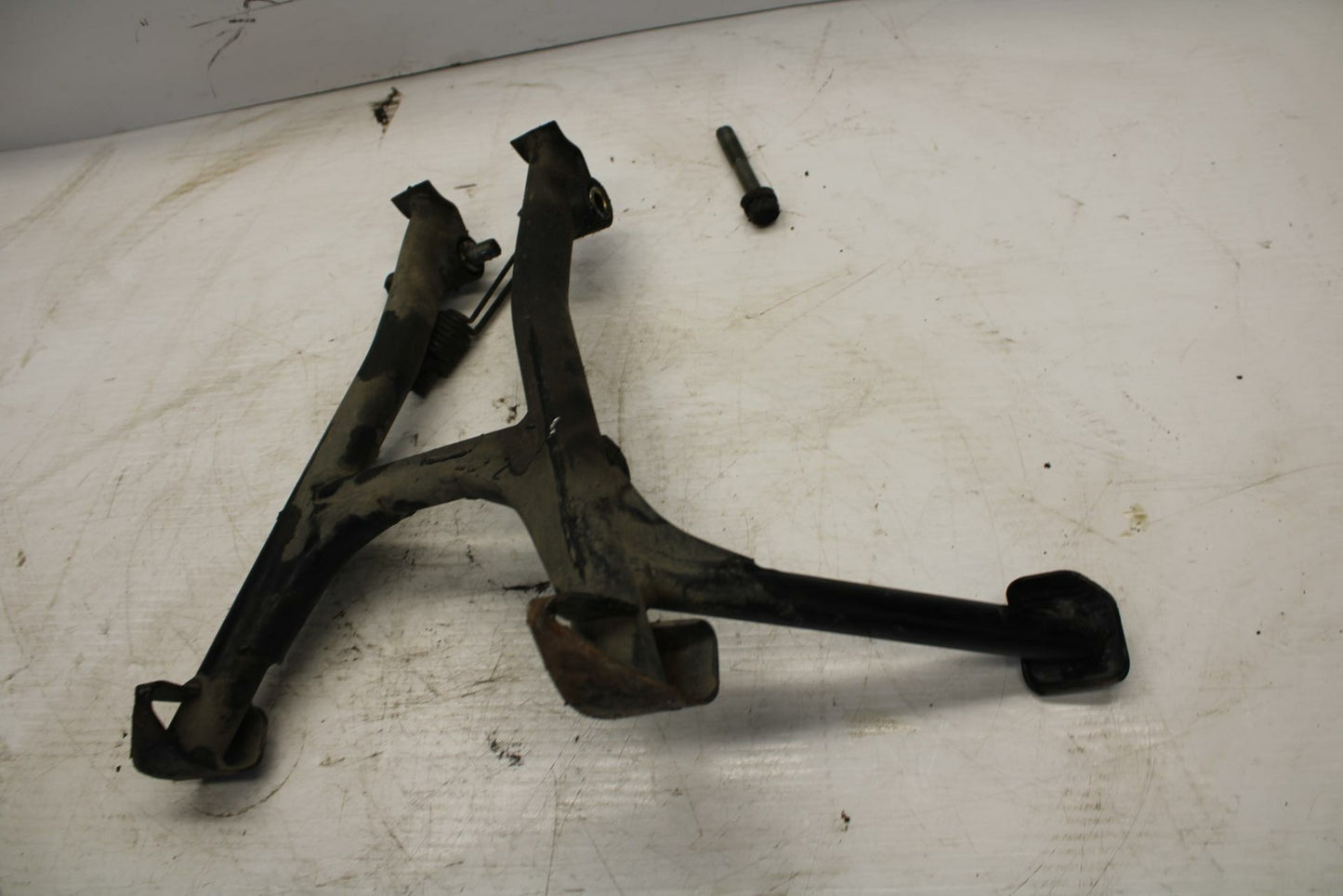 04-09 SUZUKI GS500F CENTER MAIN STAND 42100-01D90-ENM BB261