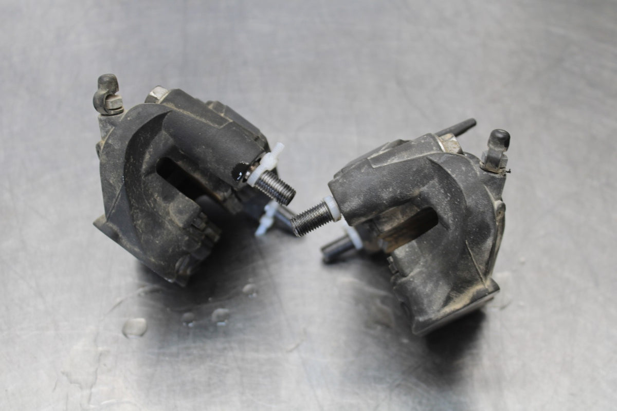 24-25 KAWASAKI NINJA ZX4R RIGHT LEFT FRONT BRAKE CALIPER SET PAIR CALIPERS BB174