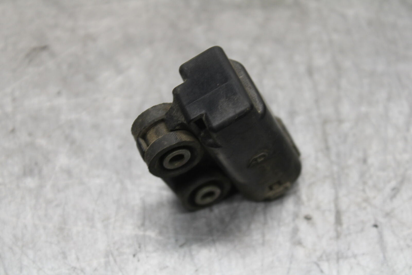 06 YAMAHA YZF R6 TIP OVER BANK ANGLE CRASH SENSOR SWITCH  5PS-82576-01-00 BB716