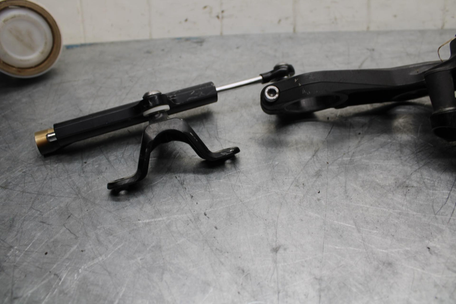 11-15 KAWASAKI ZX1000R FORKS UPPER TRIPLE TREE CLAMP STEERING DAMPER BB445