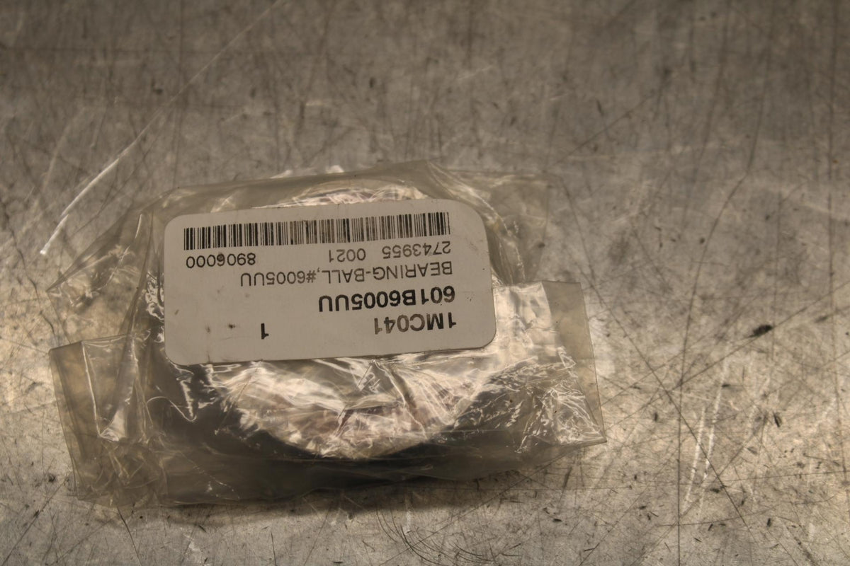 17 KAWASAKI Z900 ZR900 WHEEL BEARING AND OIL SEAL BB549