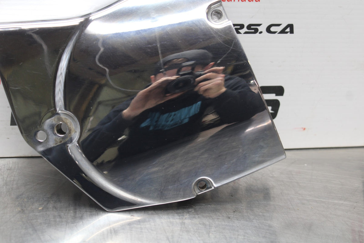 09 HARLEY-DAVIDSON SPORTSTER 1200 CUSTOM XL1200C ENGINE SPROCKET COVER BB776
