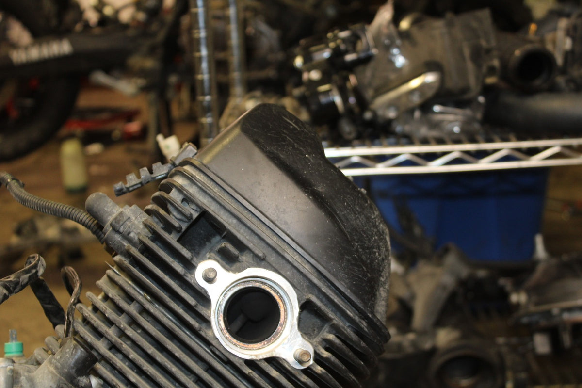 19 MOTO GUZZI V7 III ONLY 3,984KM!!! ENGINE MOTOR BB831