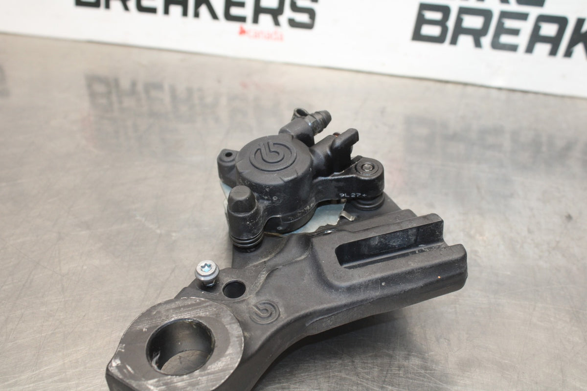 20-23 BMW F900R REAR BACK BRAKE CALIPER W MOUNT BRACKET BB923