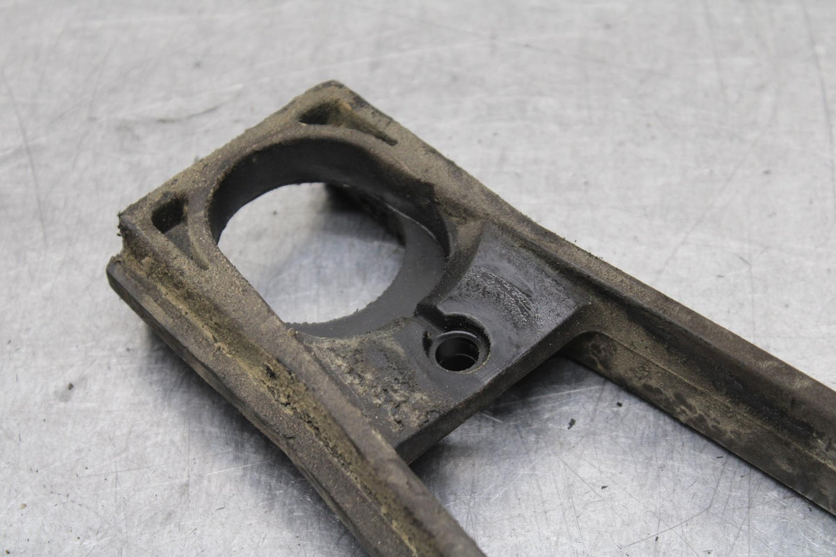 11-23 SUZUKI GSXR 750 SWINGARM CHAIN BUFFER SLIDER GUIDE BB630