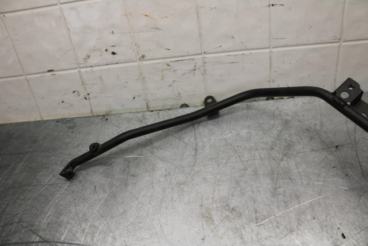 07-08 KAWASAKI CONCOURS 1400 ABS RIGHT FAIRING STAY BRACKET BB449