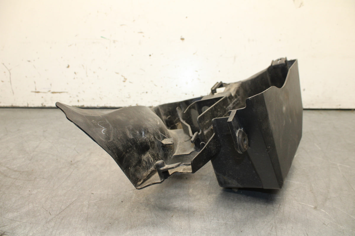 12-17 KAWASAKI ER-6N Z650 REAR BACK TAIL UNDERTAIL BATTERY TRAY PLASTIC BB709