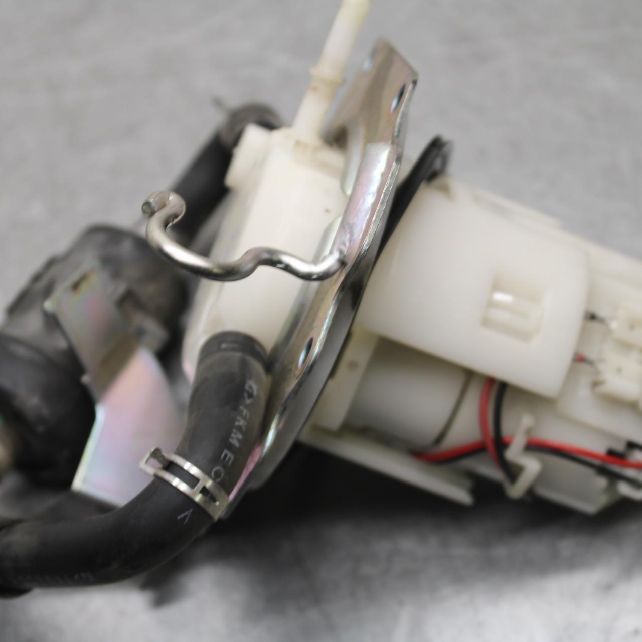 15-18 HONDA CB300FA FUEL PUMP GAS PETROL SENDER UNIT BB646
