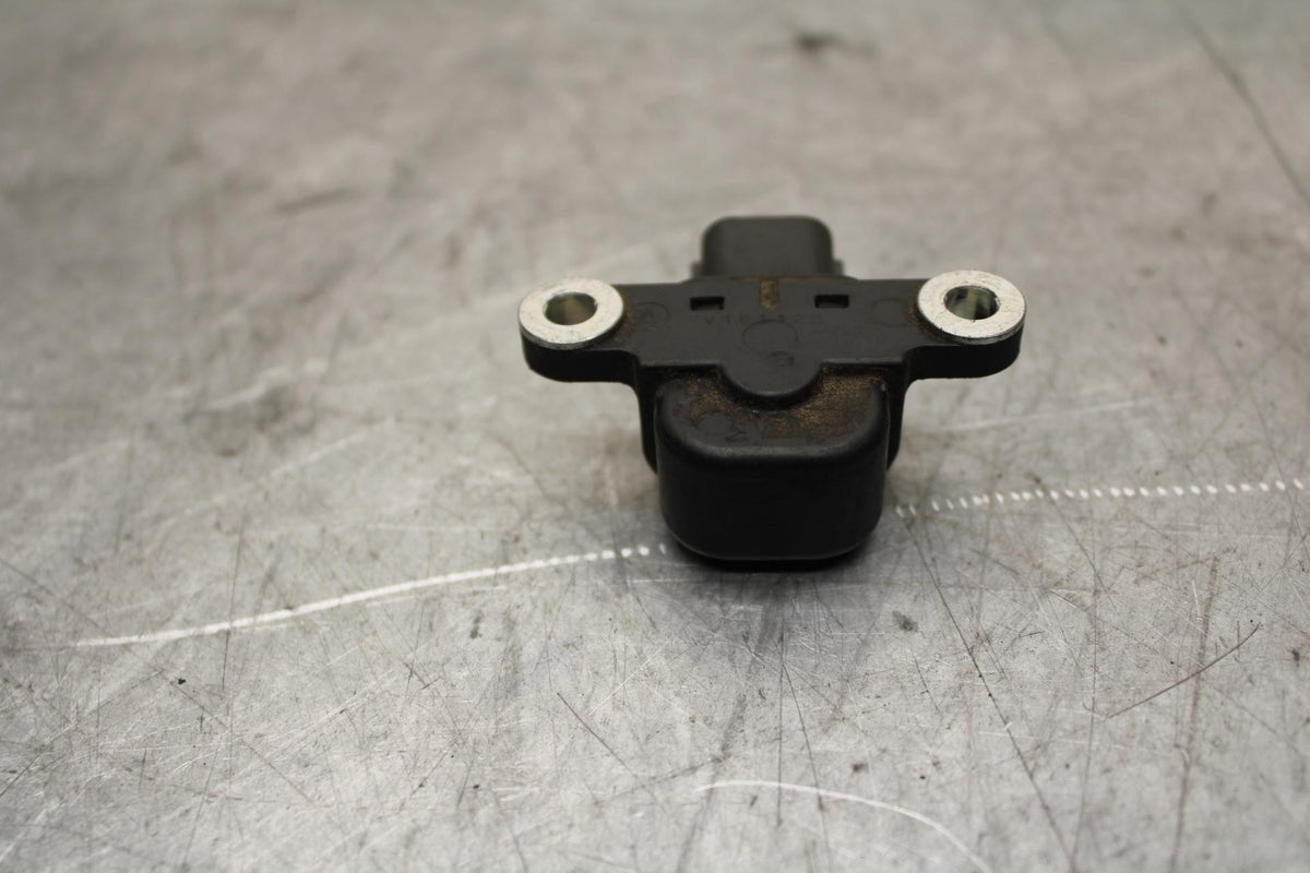 17 KAWASAKI Z900 ZR900 TIP OVER BANK ANGLE CRASH SENSOR SWITCH  BB549