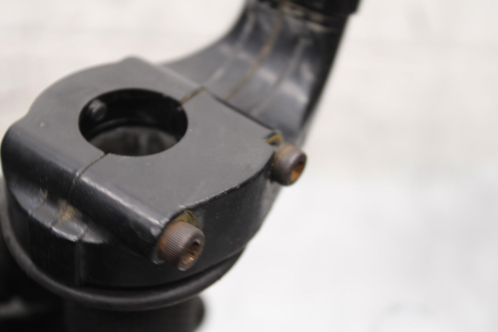 2000 Kawasaki Ninja ZX12R ZX1200A THROTTLE CABLE LINE HOUSING GUIDE BB565