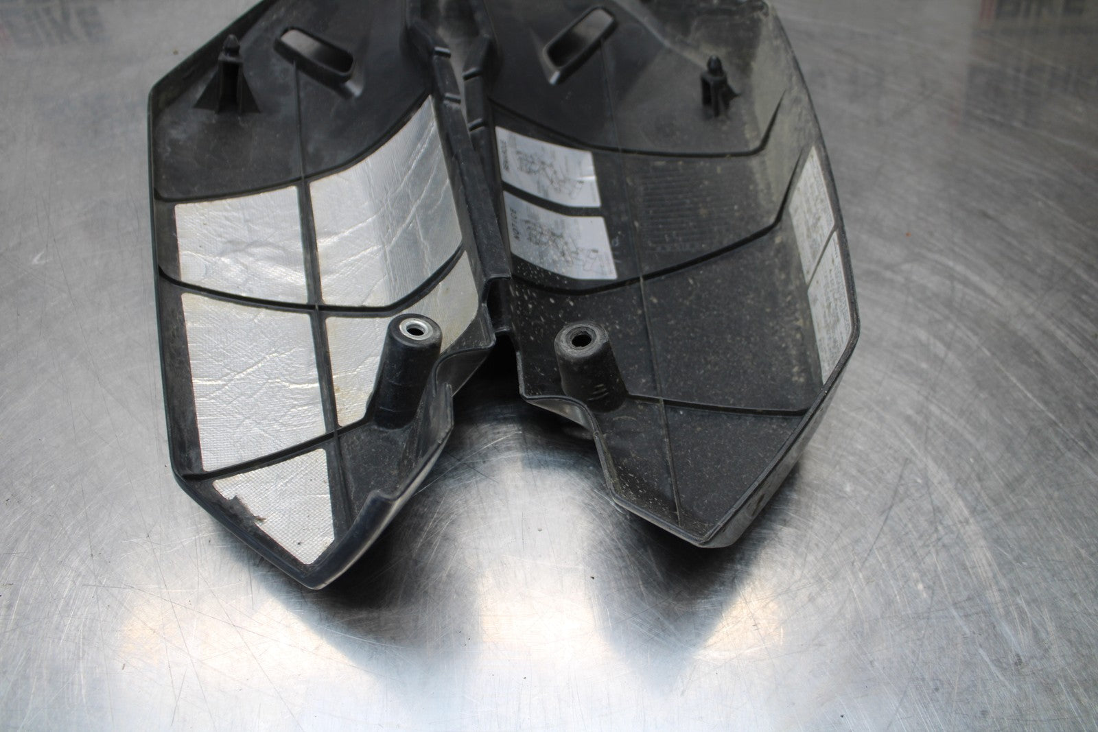 08-18 KAWASAKI KLR650 RIGHT & LEFT REAR BACK TAIL FAIRING COWL SHROUD BB183