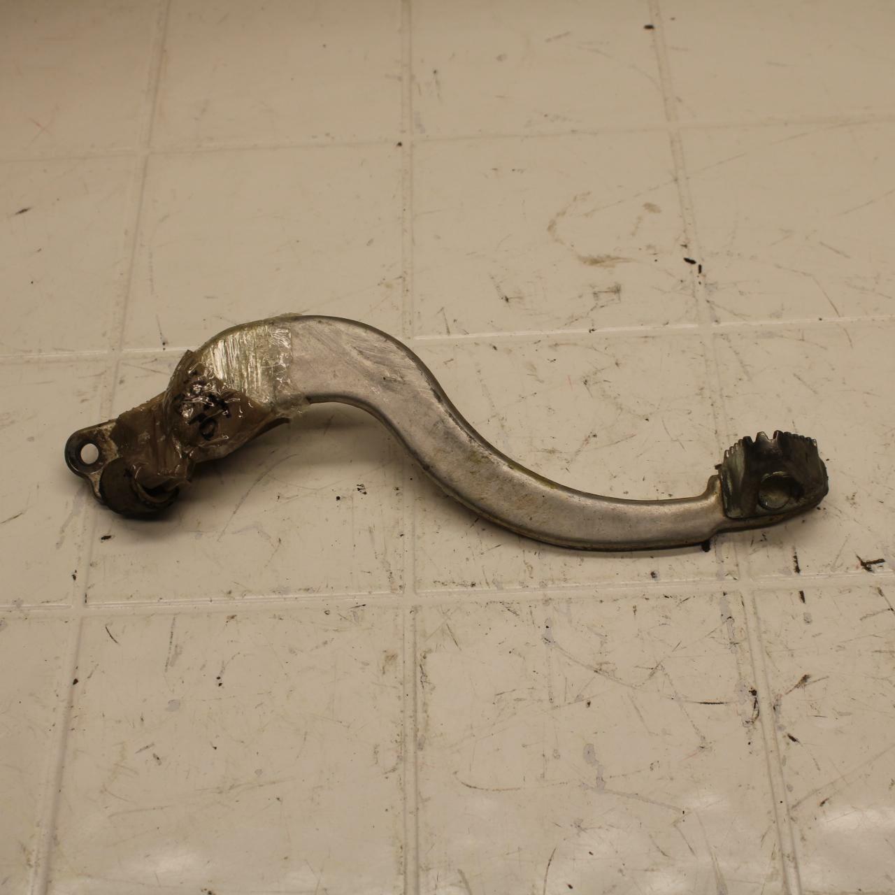 2004 Honda CRF450R RIGHT REARSET BRAKE FOOT PEDAL BB17