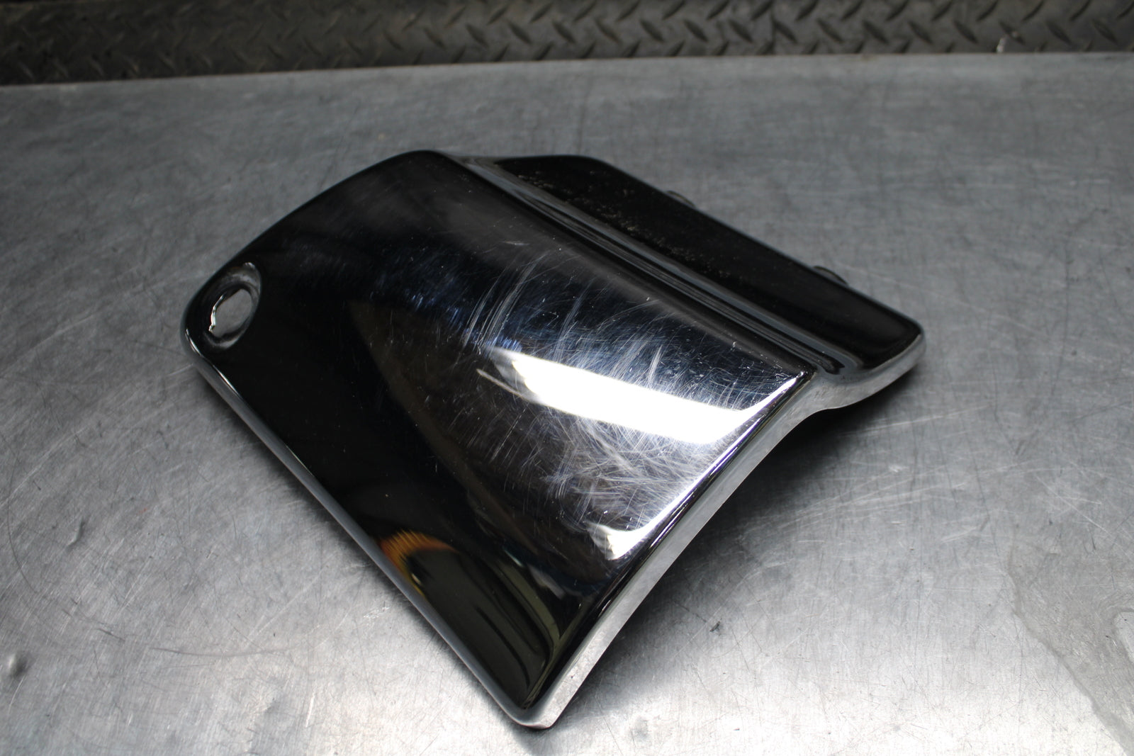 00 SUZUKI INTRUDER 1500 VL1500 ENGINE COVER BB761