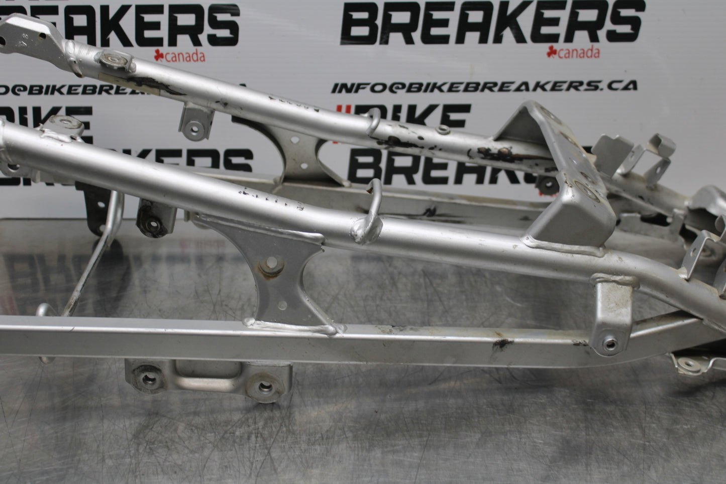 03 SUZUKI SV650S REAR SUBFRAME BACK SUB FRAME BB167