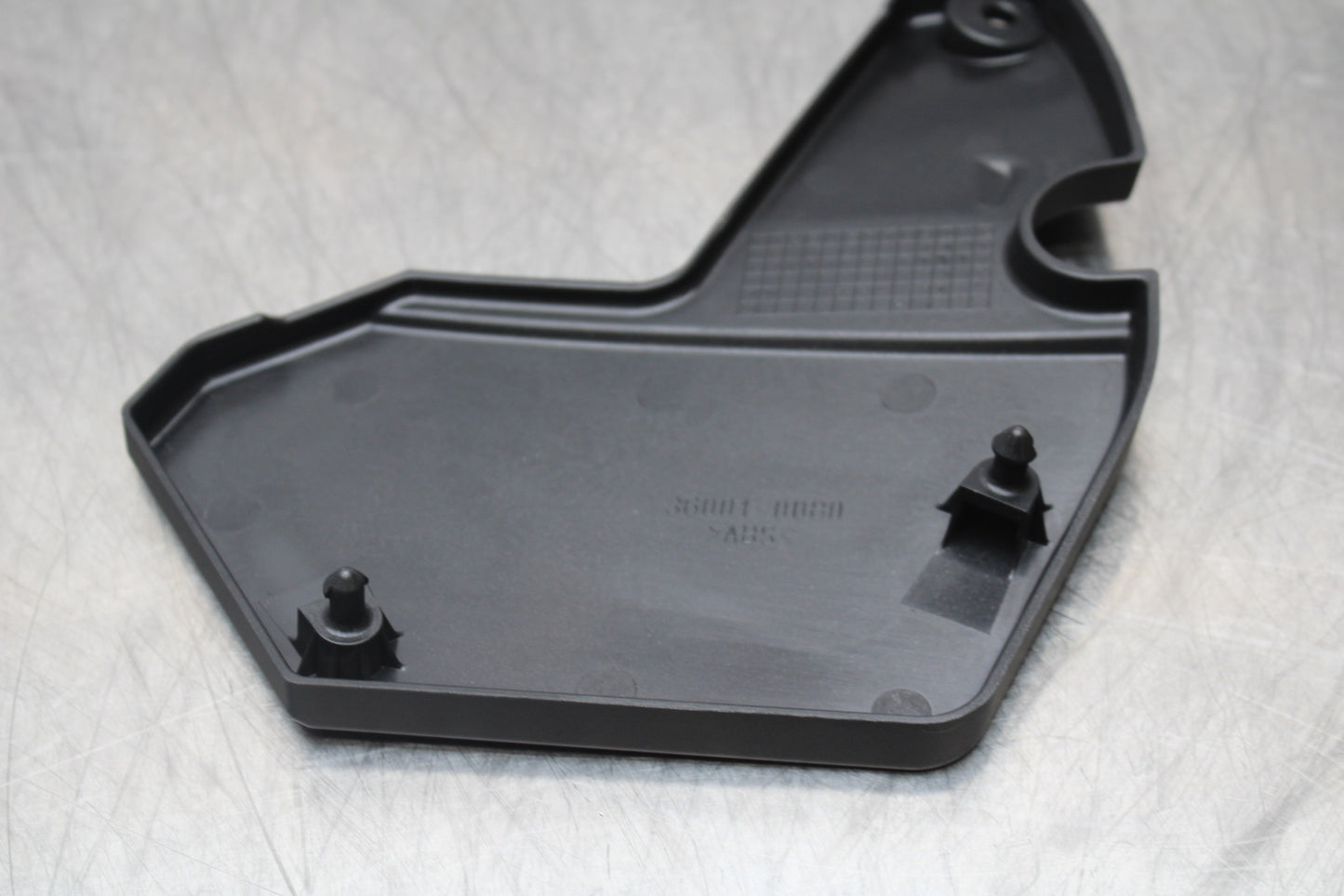 23-24 KAWASAKI NINJA ZX14R NEW!! BATTERY COVER TRAY PLASTIC BB153