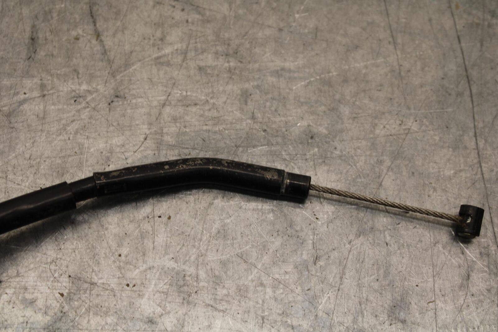 2015 Yamaha FZ09 CLUTCH CABLE LINE 1RC-26335-00-00 BB69