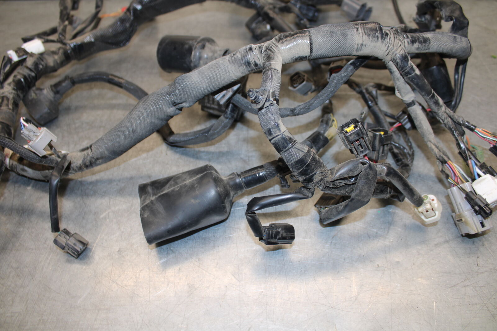 19-23 KAWASAKI NINJA ZX6R MAIN ENGINE WIRING HARNESS MOTOR WIRE LOOM BB701
