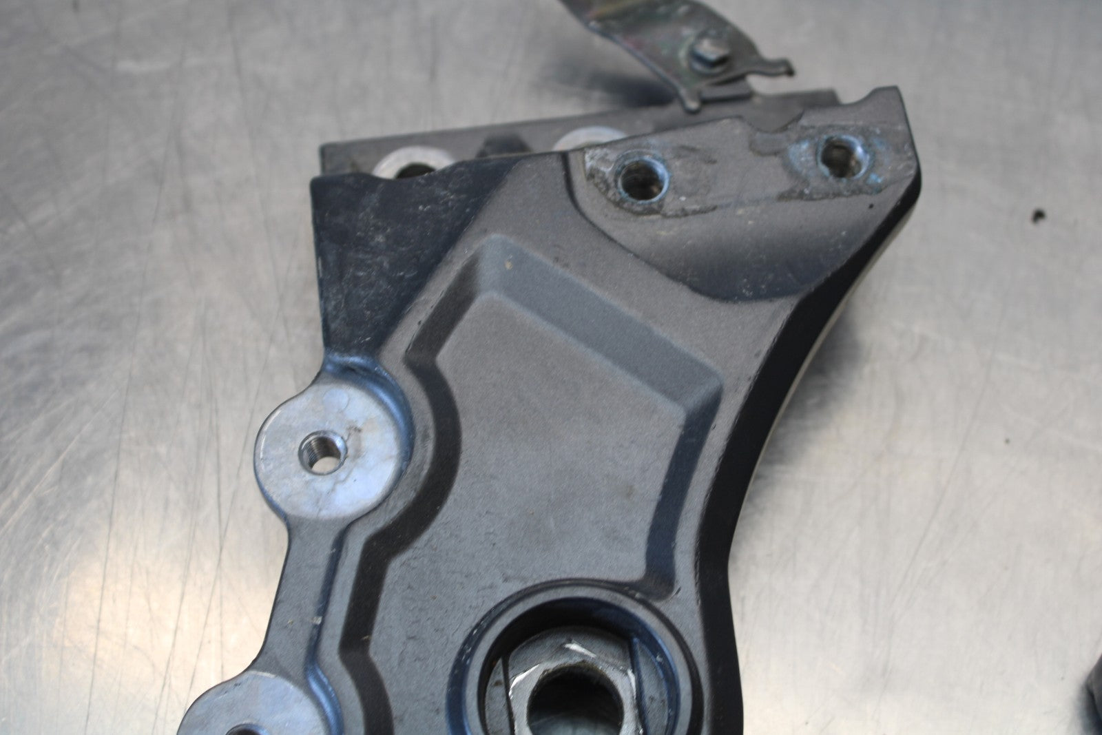 22-25 YAMAHA YZF R7 LEFT RIGHT REARSET REAR SET BRACKETS MOUNTS BB176