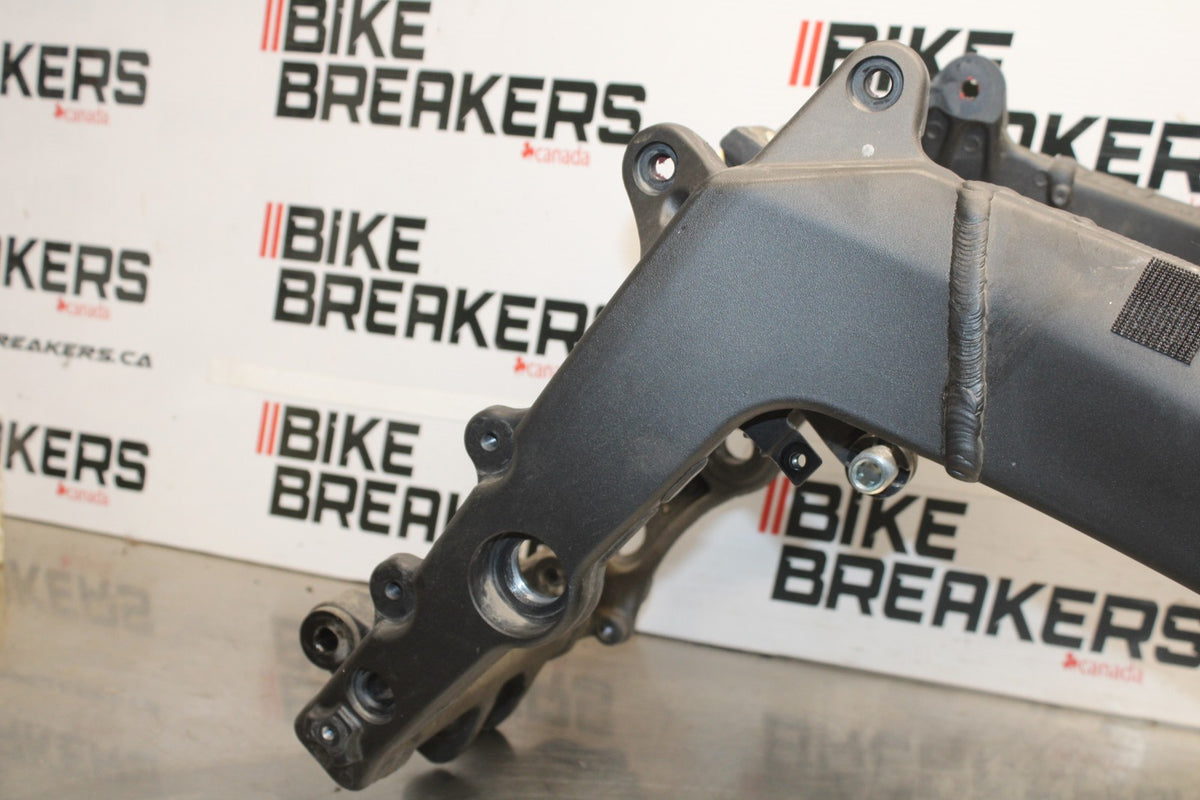 24-25 KAWASAKI NINJA ZX6R FRAME CHASSIS BB939