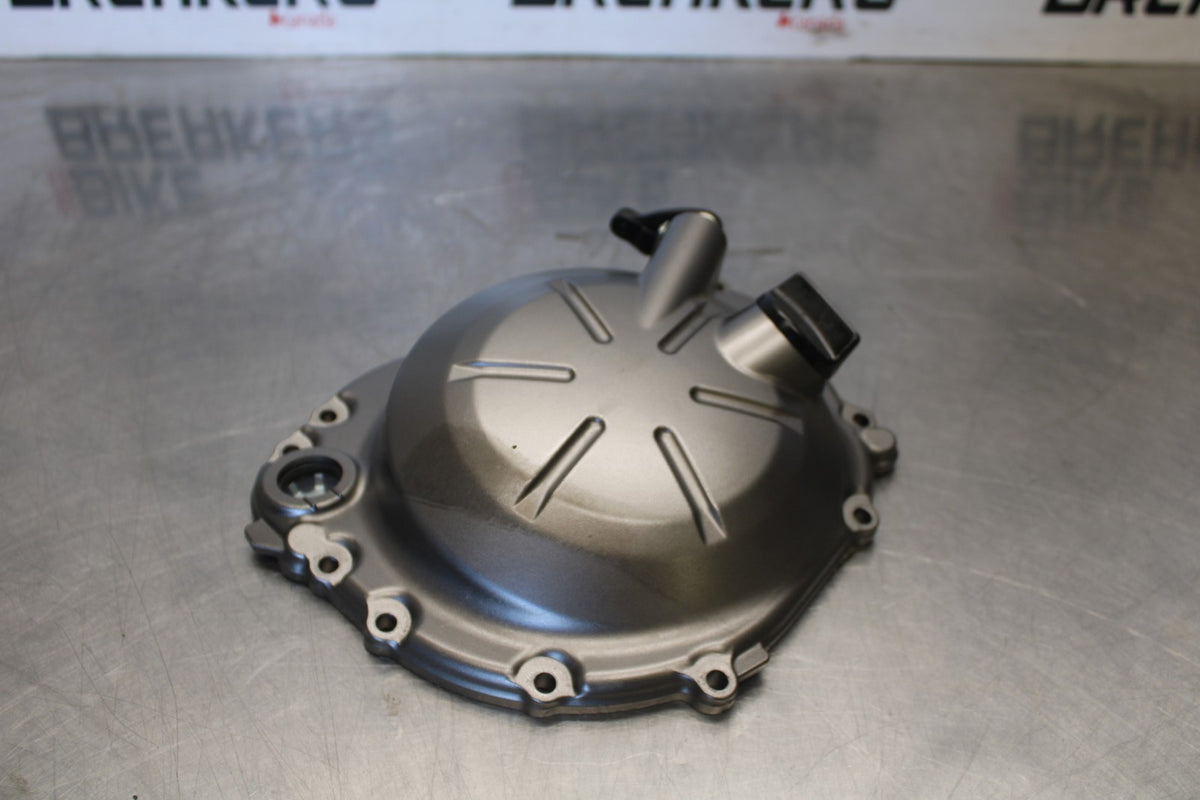 20-22 KAWASAKI NINJA ZX6R CLUTCH SIDE ENGINE MOTOR COVER BB884