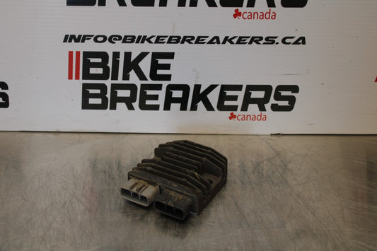 09 YAMAHA V STAR 950 RECTIFIER VOLTAGE REGULATOR BB172