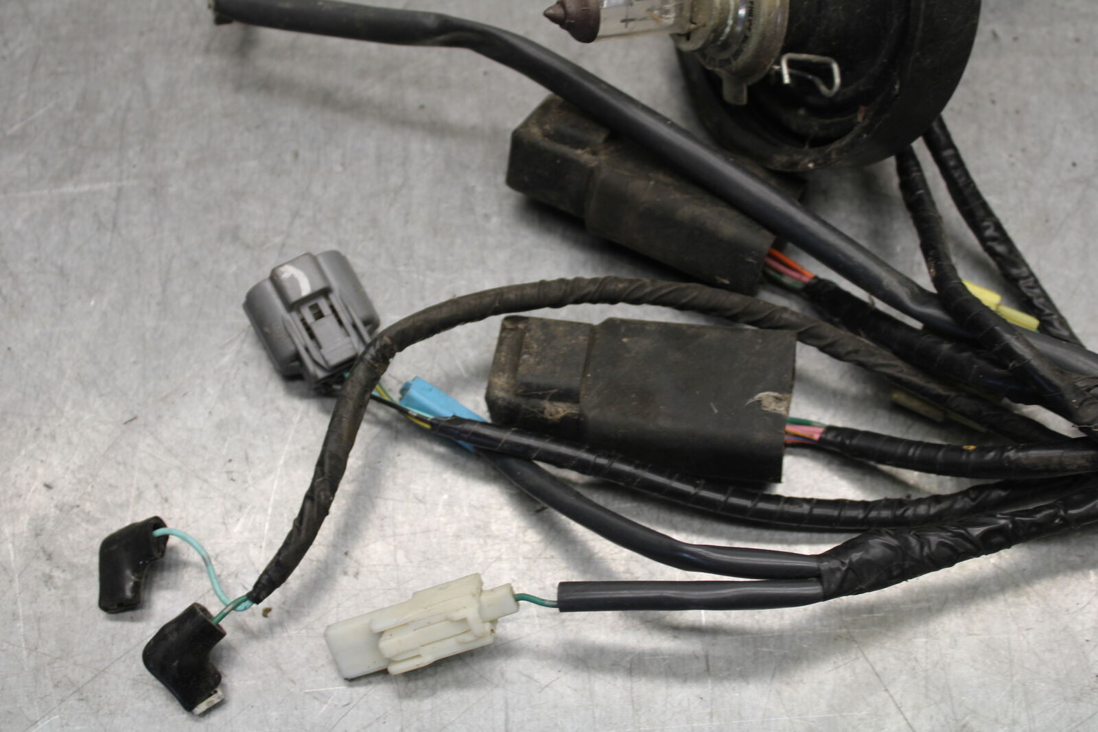 04-12 HONDA ST1300A HEADLIGHT WIRE WIRING HARNESS LOOM (ITEM B)BB669