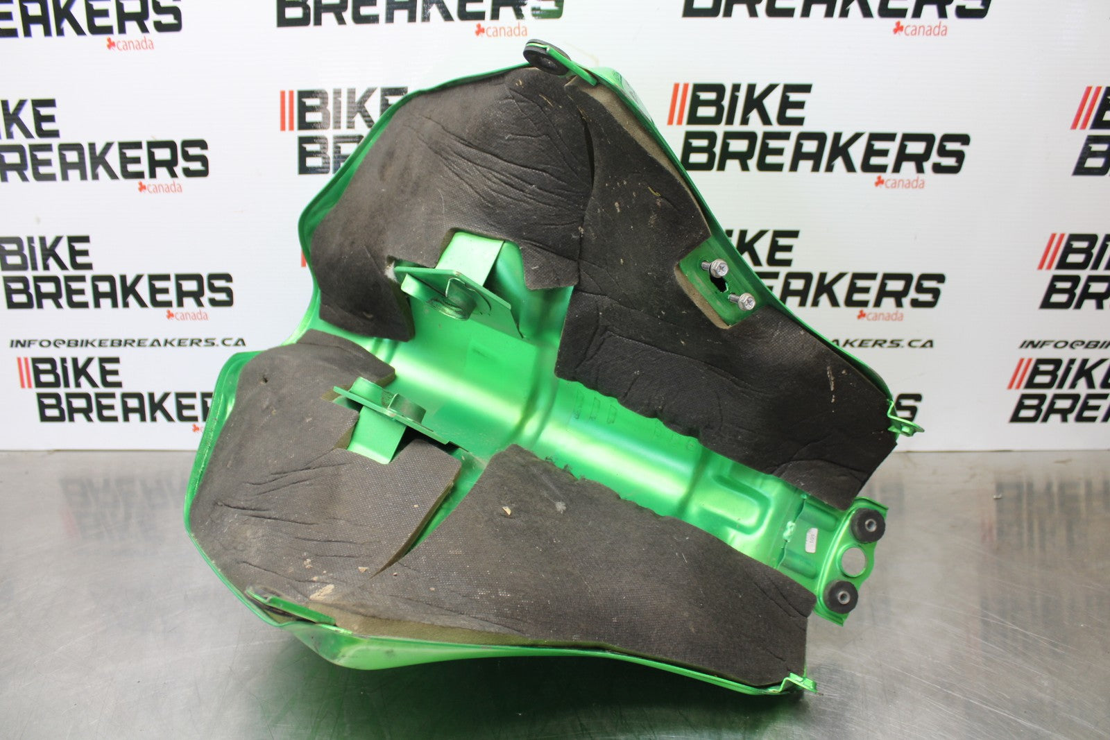 08-18 KAWASAKI KLR650 GAS TANK FUEL CELL PETROL RESERVOIR BB183