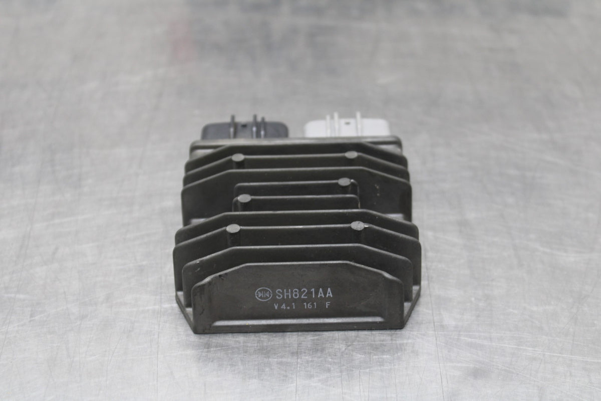 22-25 YAMAHA YZF R7 RECTIFIER VOLTAGE REGULATOR BB769