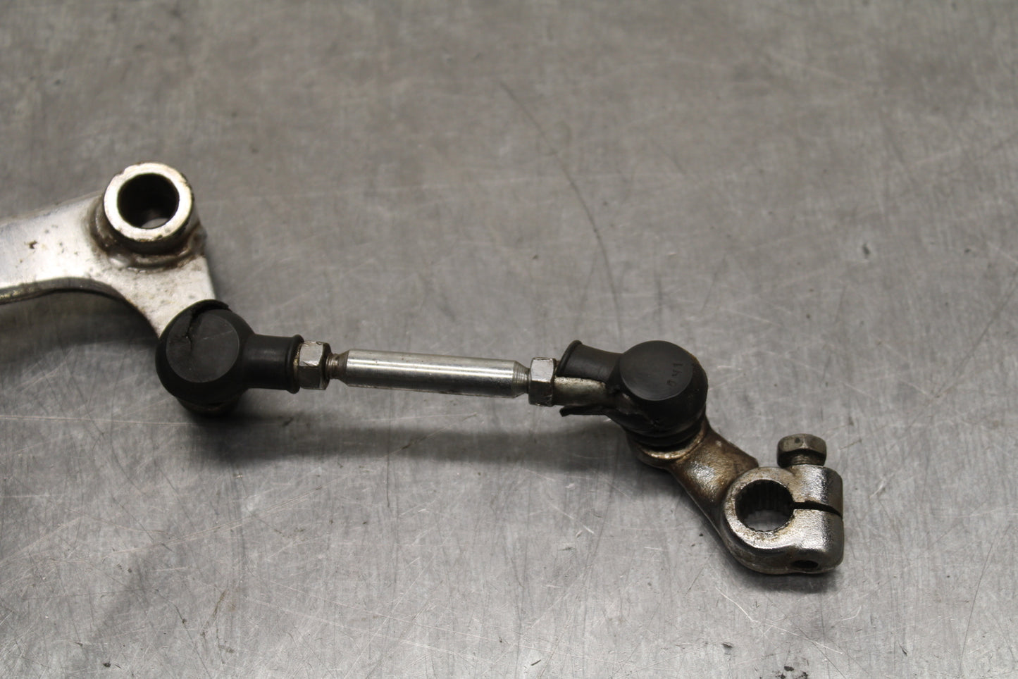 78 SUZUKI GS550E SHIFTER LINKAGE SHIFT LINK PEDAL BB133