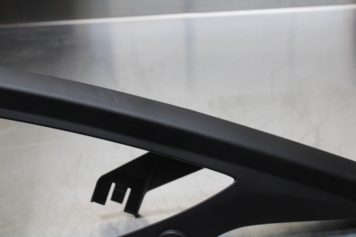 23-24 KAWASAKI NINJA ZX14R REAR BACK DRIVE CHAIN GUARD COVER SHIELD BB141