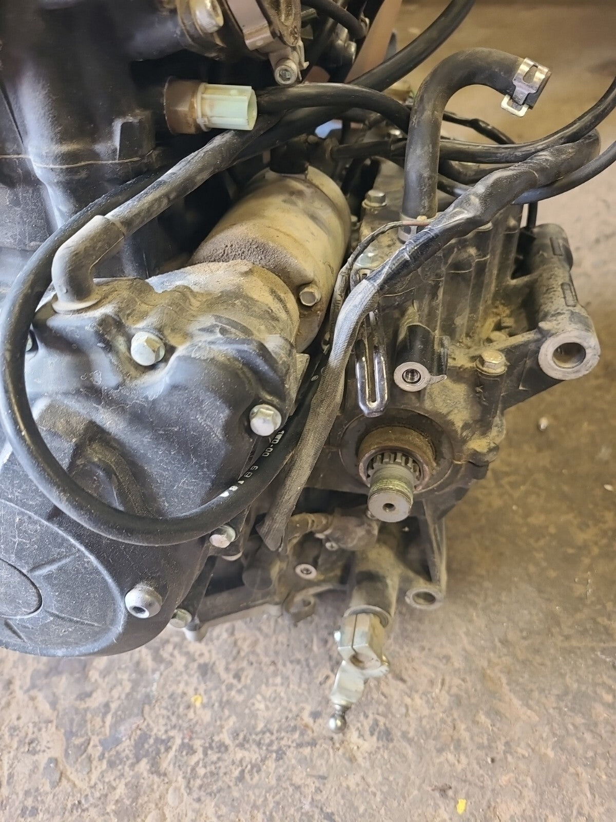 2015 Yamaha YZF R3 ENGINE MOTOR 1WD-E5150-20-00 BB526