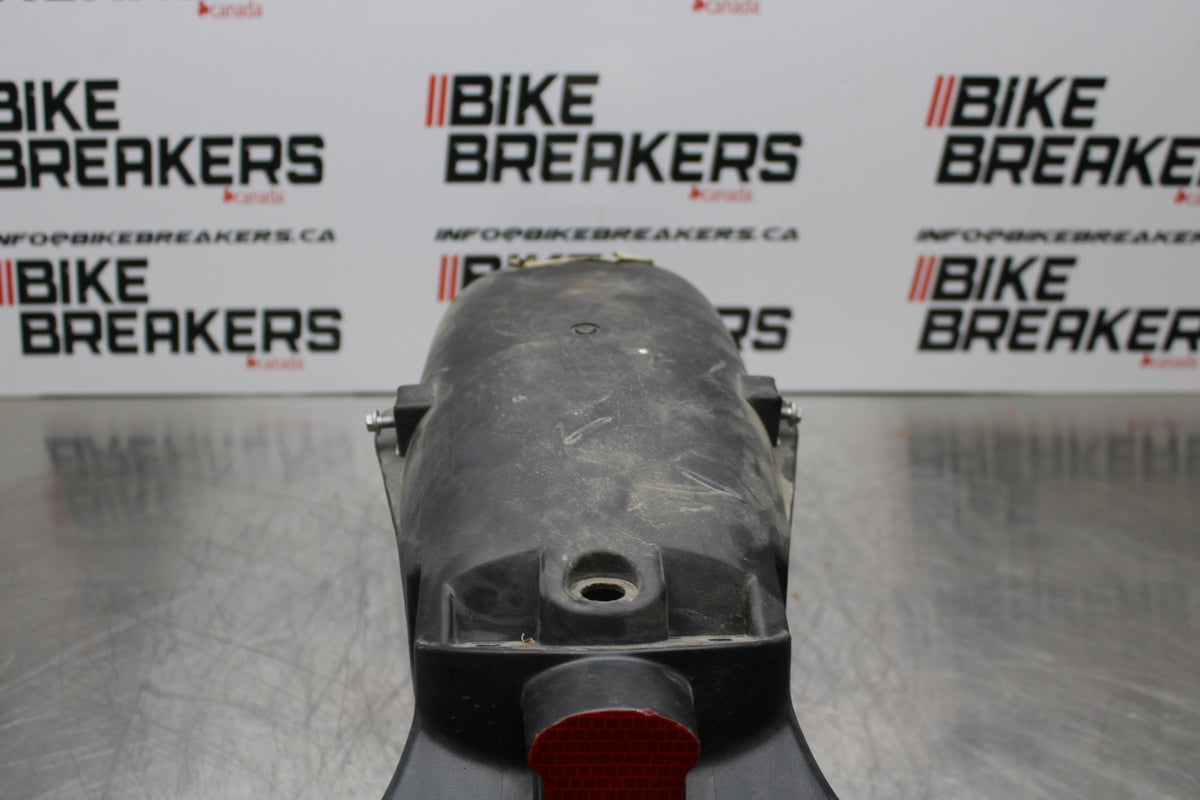 08 MOTO GUZZI BREVA 750 REAR BACK FENDER MUD GUARD BB154