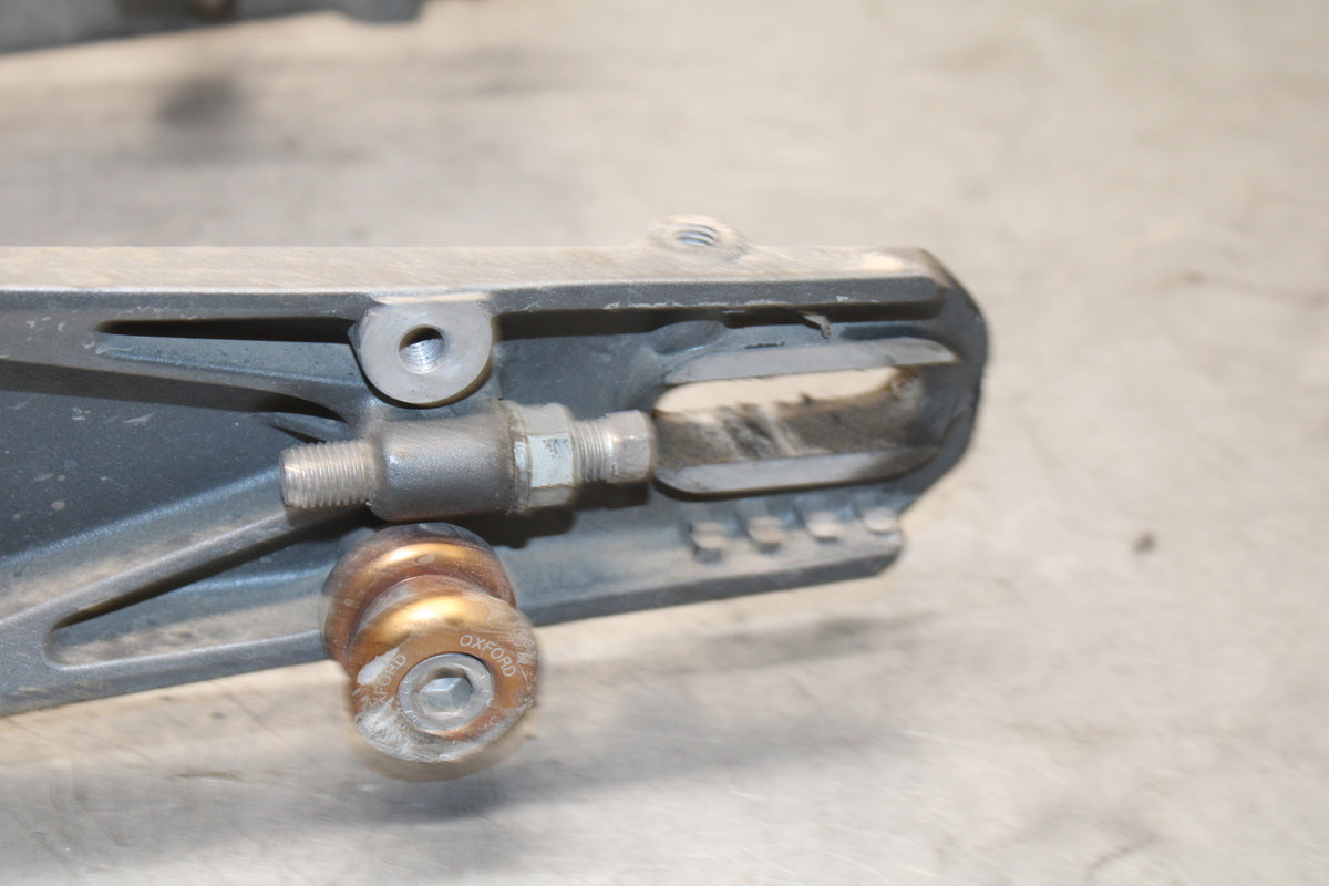 13-16 KTM 390 DUKE REAR SWINGARM BACK SUSPENSION SWING ARM BB748