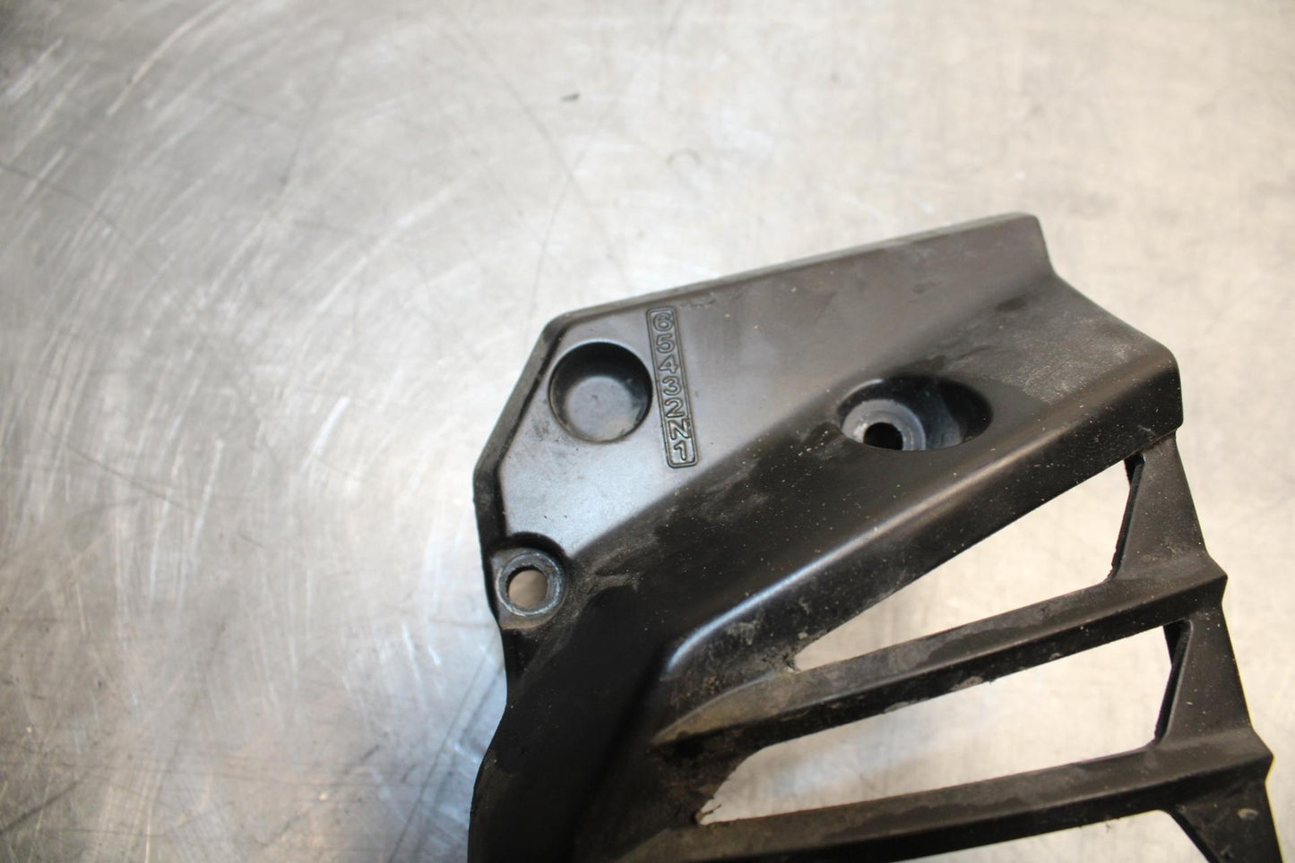 08-12 KAWASAKI NINJA 250R EX250J ENGINE SPROCKET COVER 14041-0021 BB496