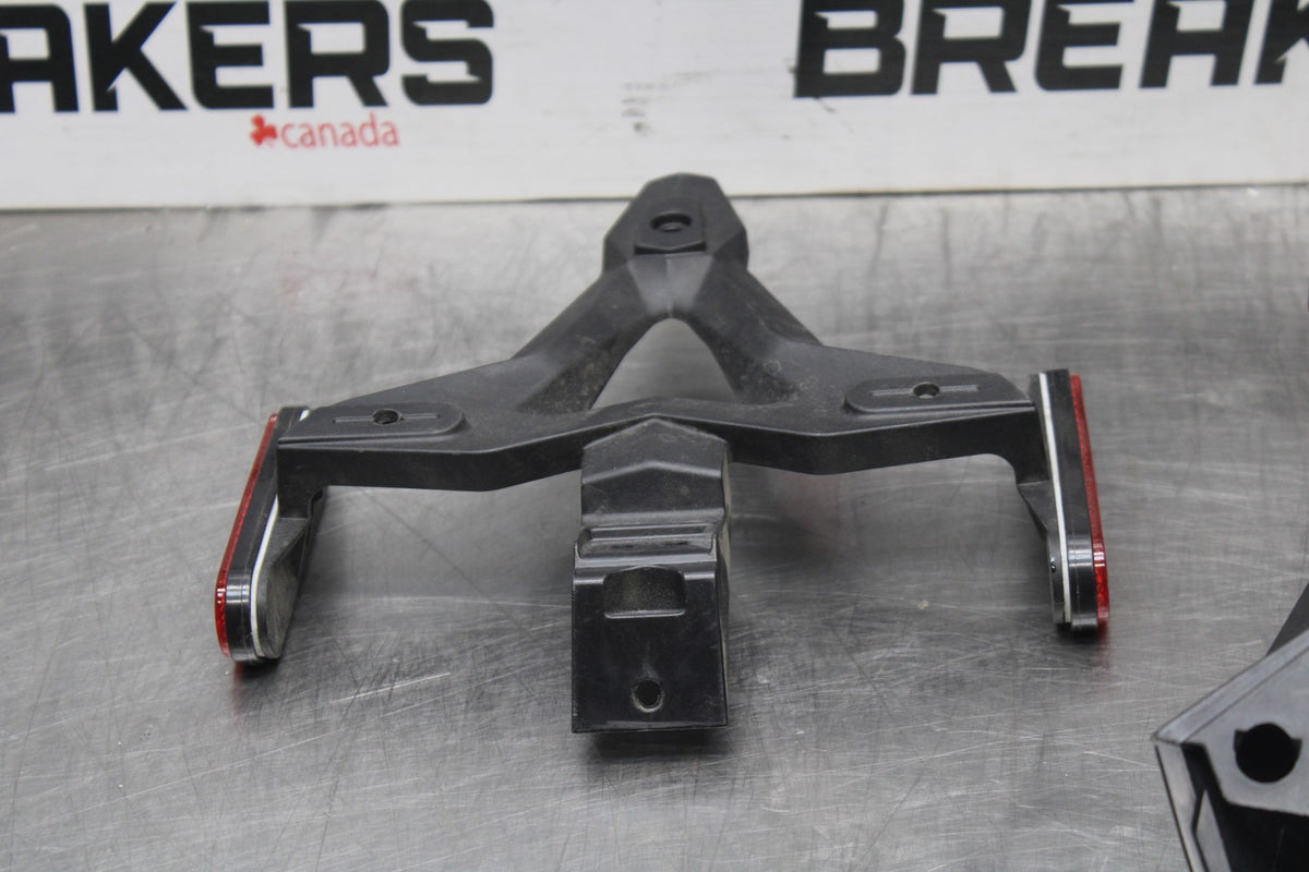 13-14 TRIUMPH DAYTONA 675 FENDER ELIMINATOR LICENSE PLATE BRACKET  BB685