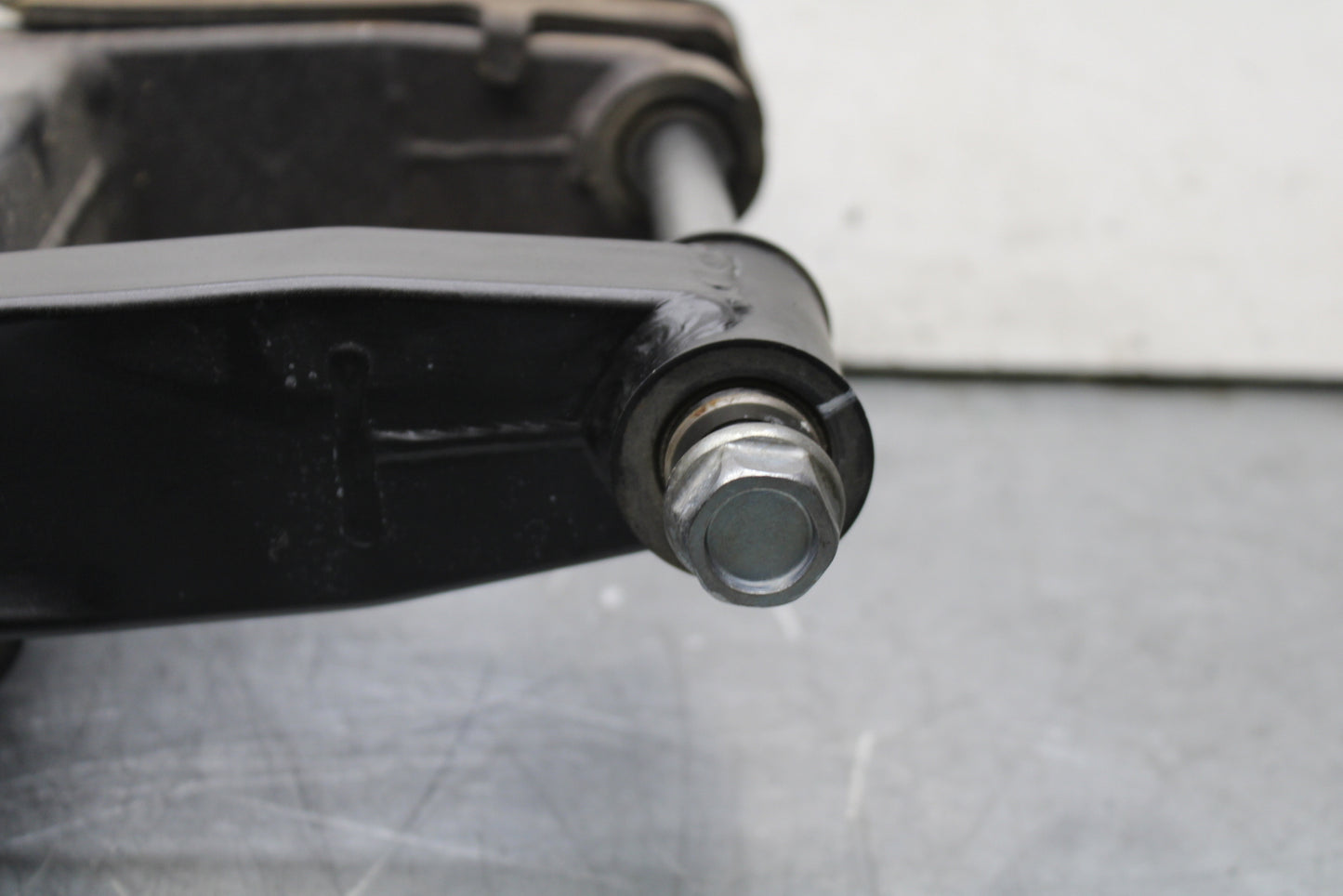 19-22 KAWASAKI Z400 REAR SWINGARM BACK SUSPENSION SWING ARM BB708