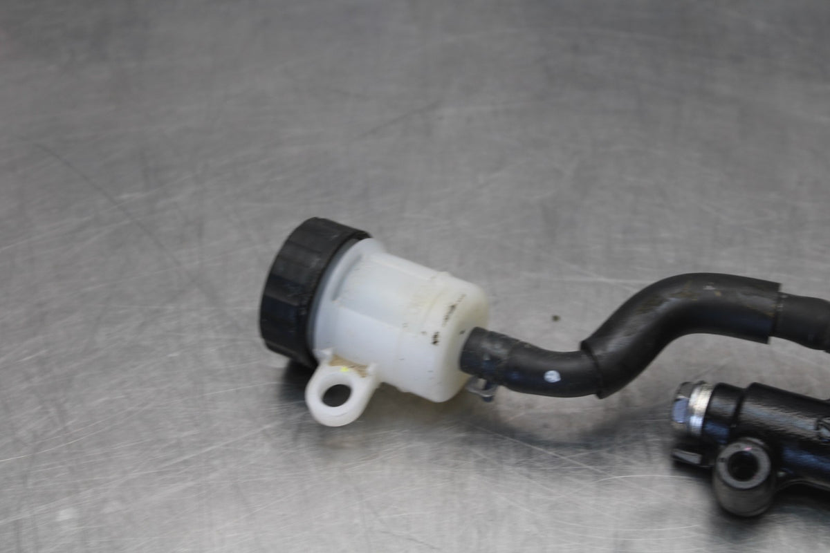 23-26 KAWASAKI NINJA ZX4RR REAR BACK BRAKE MASTER CYLINDER W RESERVOIR BB898