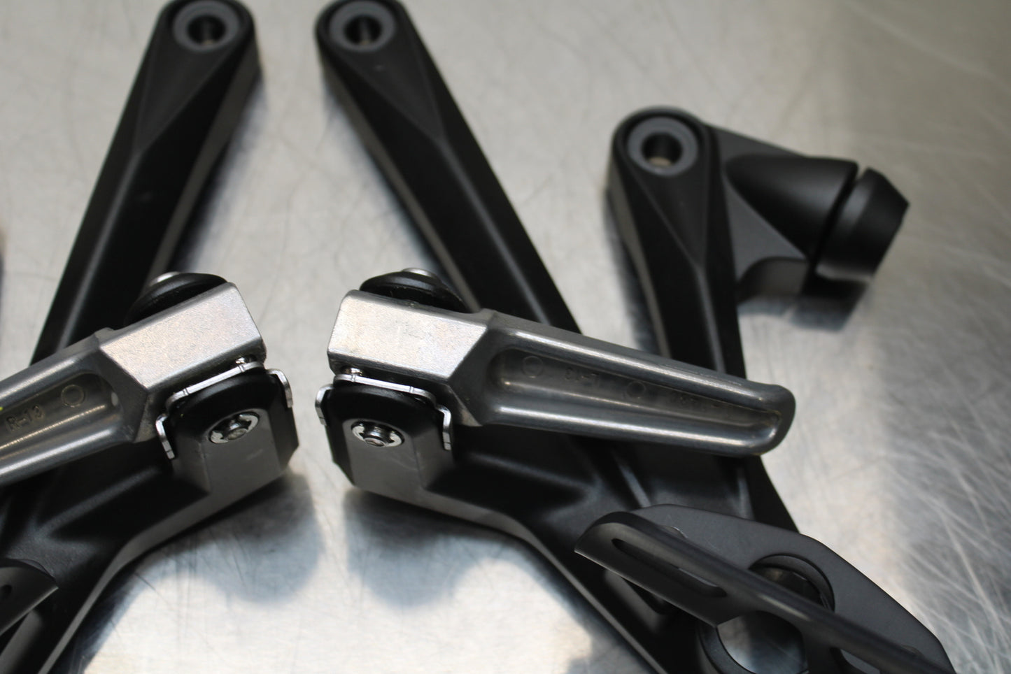 23-24 KAWASAKI NINJA ZX14R NEW!! REAR BACK PASSENGER PEG SET PAIR BB141