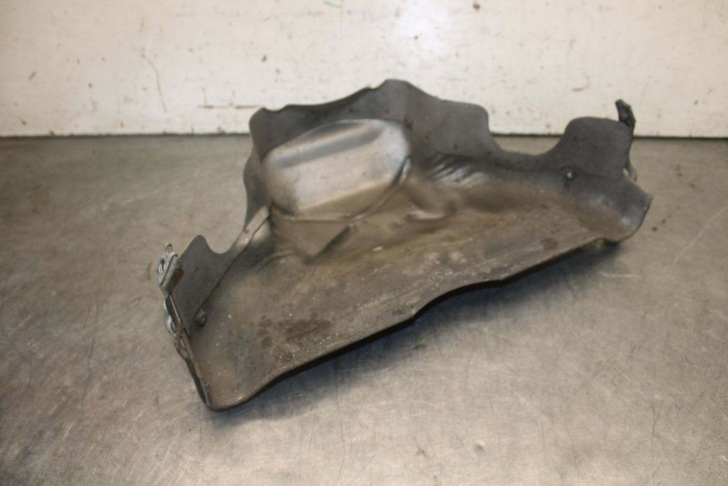 93-00 HONDA GOLDWING 1500 GL1500SE EXHAUST COLLECTOR CHAMBER GUARD BB700