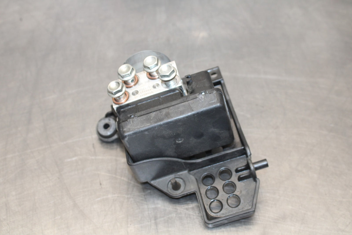 16 APRILIA TUONO V4 1100 ABS PUMP UNIT MODULE BB905